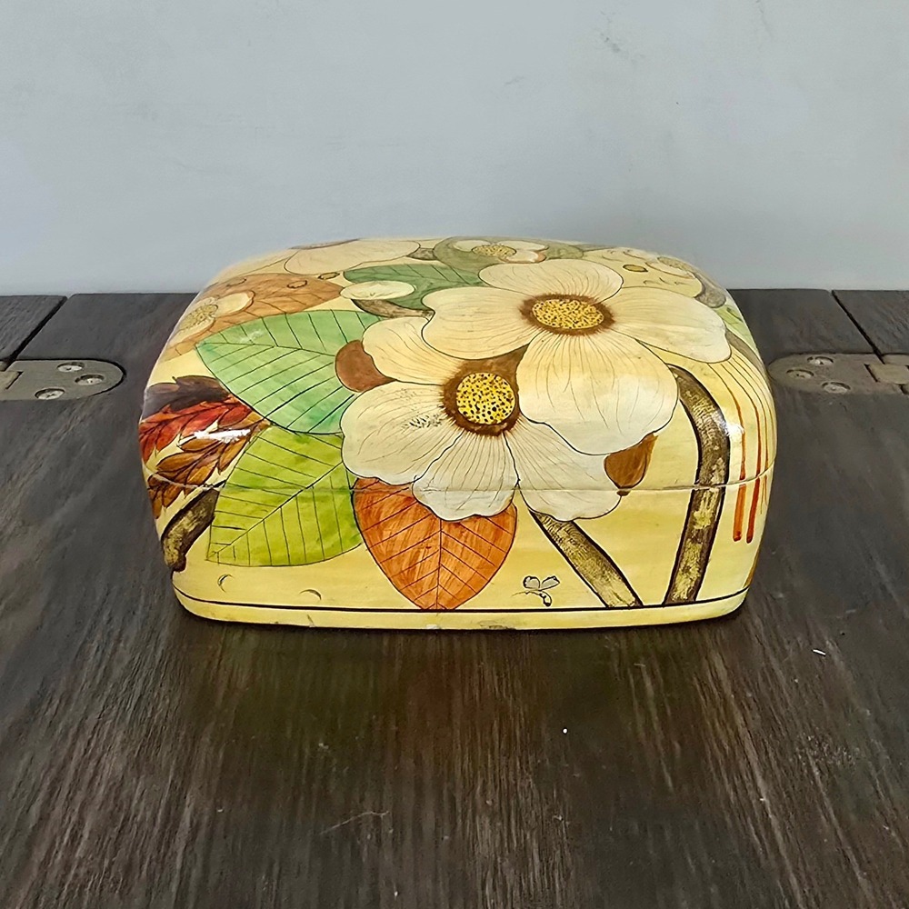 Vtg 70s Fetco Trinket Box Beige Floral Lacquered Paper Mache Cottagecore - Picture 2 of 9